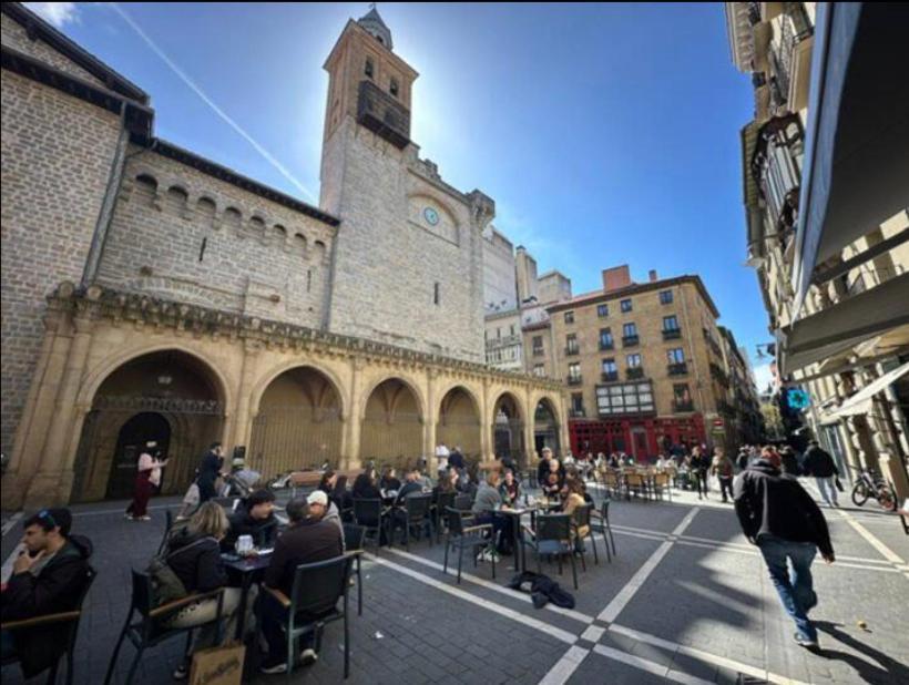 Kilimin Appartement Pamplona Buitenkant foto